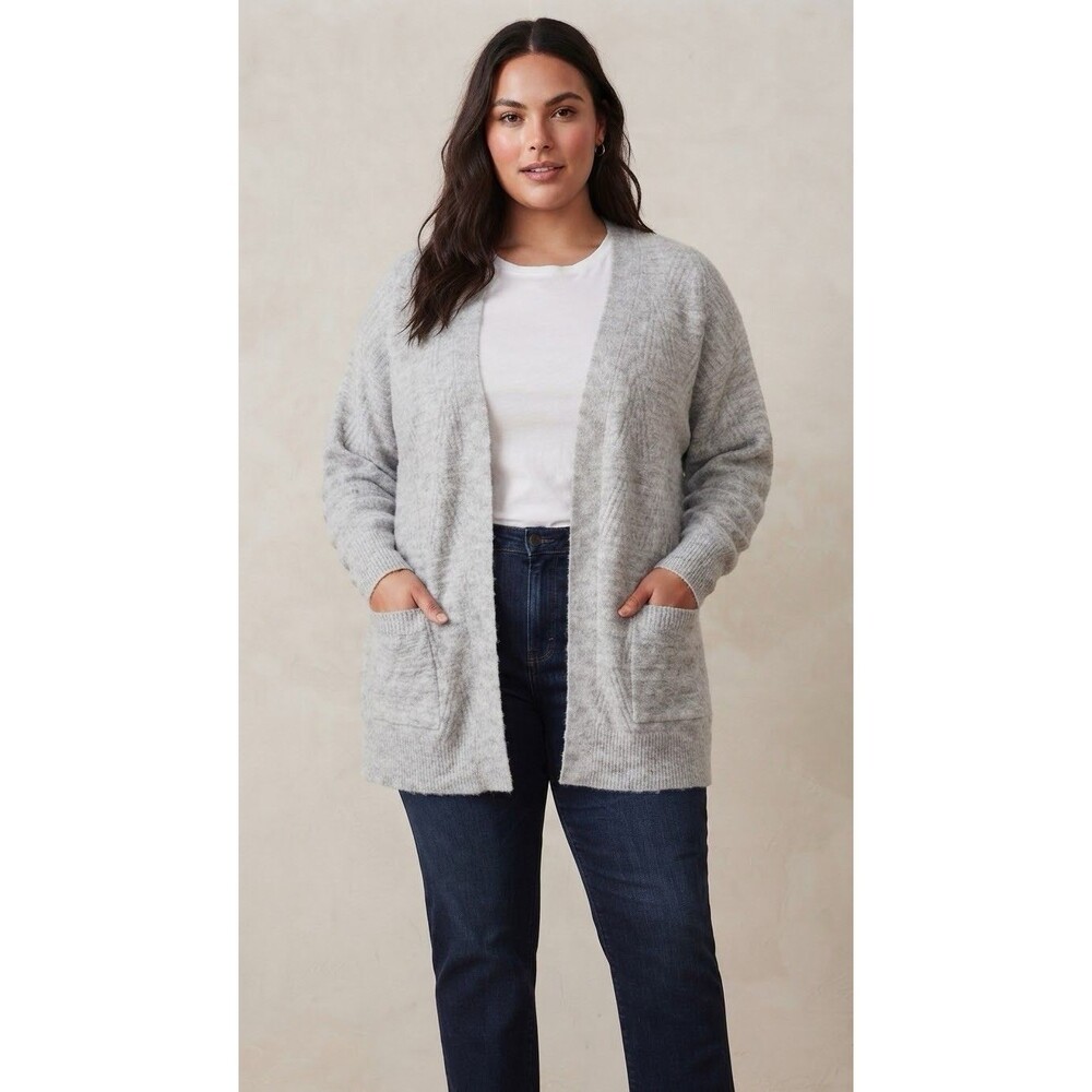 89th + Madison Gray Open Front Knit Cardigan Sweater – Size 3X (24W-26W)
